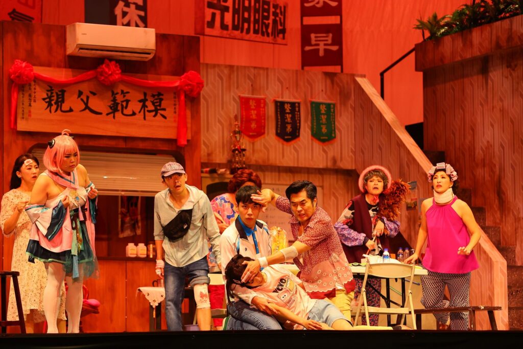 ▲庄頭劇場以綠光劇團「人間狂潮」在彰化首演造成轟動。（圖/文化部 提供）