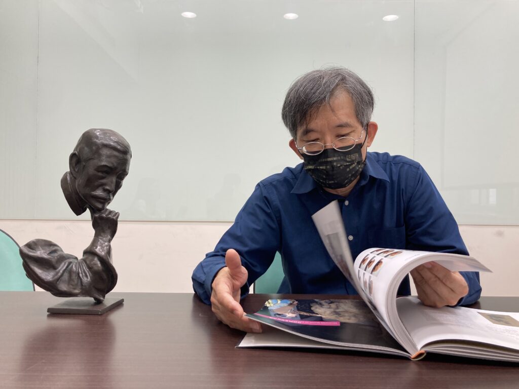 ▲臺藝大教授廖新田出版新書「氣韻生動與現代性」，可謂對書畫界帶來正向的指引。（圖/廖新田 提供）