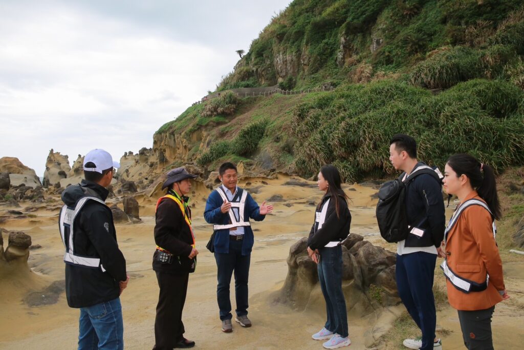 ▲交流團參訪獲選百大綠色旅遊目的地的基隆和平島公園。(圖/觀光署 提供)