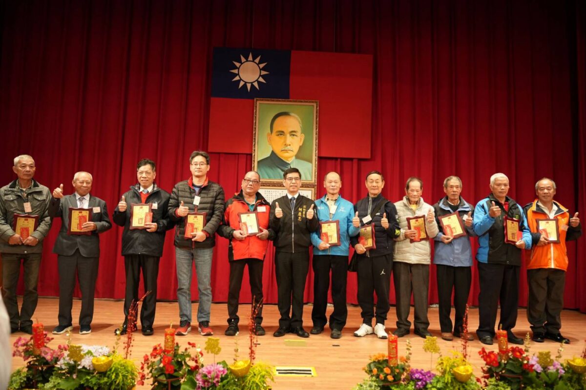 新北歡慶農民節   表揚績優農民及製茶70年國寶茶師   場面熱烈