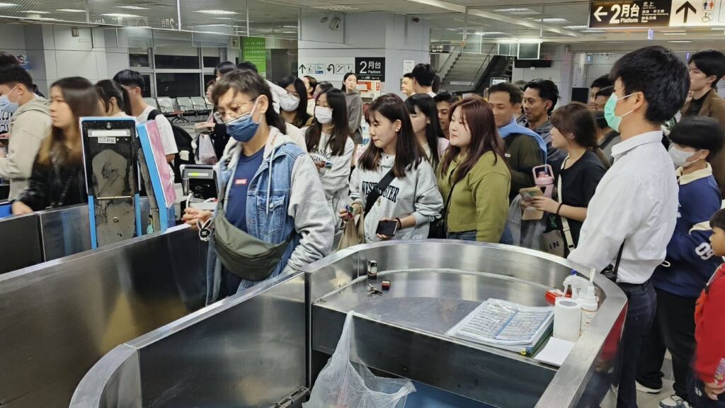 ▲臺鐵跨年疏運龐大旅客。（圖/臺鐵公司 提供）