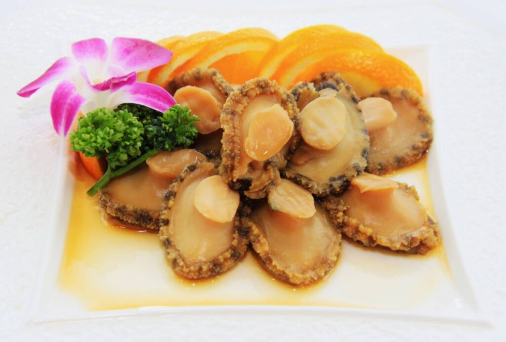 ▲海味是餐廳提供給消費者的主要菜餚。（圖/新北市漁業處 提供）