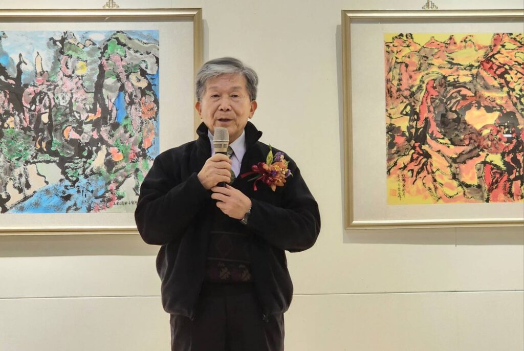 ▲臺灣藝術大學榮譽教授羅振賢致詞時表達對簡玄明蔡玉雲在創作學習過程的努力與堅持，造就了他們更加臻進藝術成就的正面肯定。（記者 辛澎祥/攝）