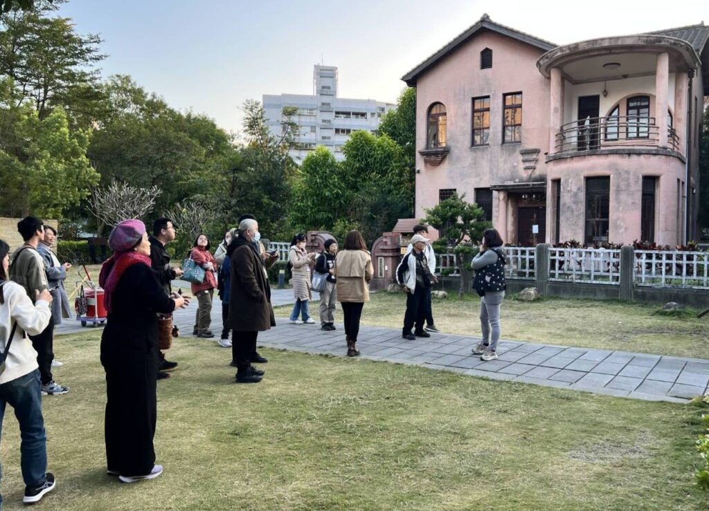 一德洋樓新春期間辦理導覽活動。(圖/臺中文化局提供)