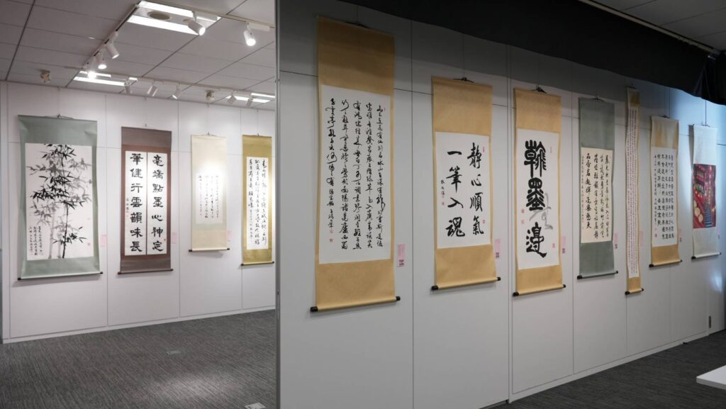 ▲展場展出張炳煌教授的書畫作品，極為精湛與吸睛。（圖/文化部 提供）