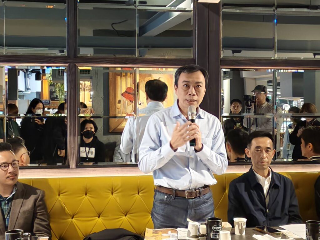 臺灣國樂團團長吳定哲期待以國樂方式激勵人心。（記者 陳安婷/攝）
