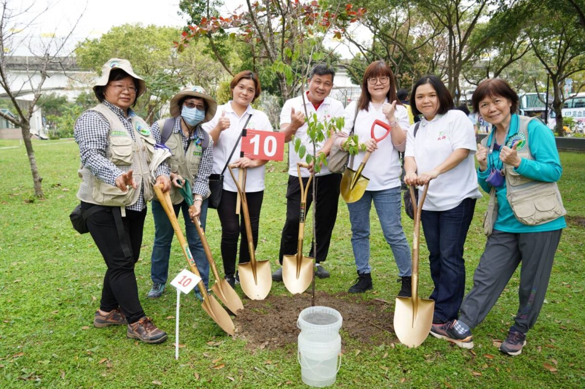 全民種樹  永續未來  新北攜手企業與市民  共創綠色新篇章