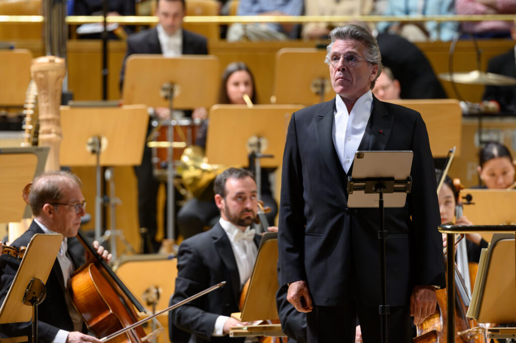 男中音湯瑪斯．漢普森（Thomas Hampson）睽違八年再度來臺。（圖/NSO提供）