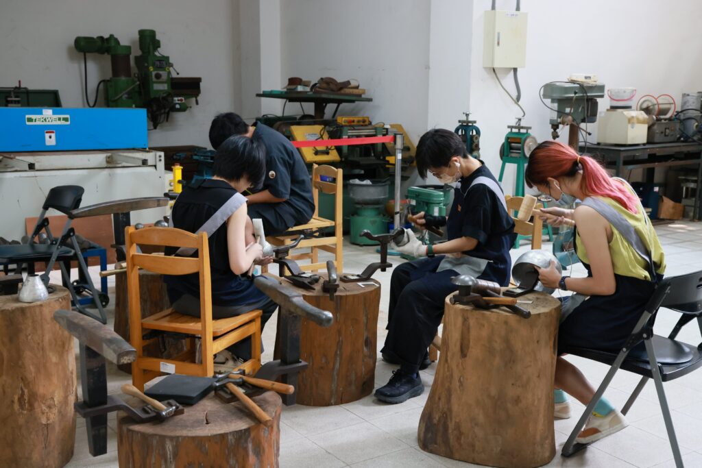 國立臺灣工藝研究發展中心主辦「臺灣工藝學院暑期大專人才培訓營」將於今年暑假再次登場。(圖/工藝中心提供)