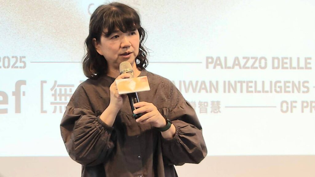 ▲文化部次長李靜慧致詞時表達對臺灣策展單位代表參展所呈現的文化反思，賦予高度祝福。（記者 辛澎祥/攝）