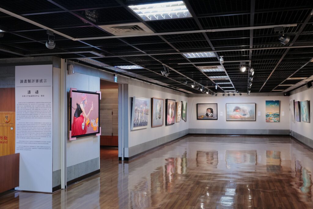 國父紀念館「2024中山青年藝術獎巡迴展」嘉義場展出47件精選作品，質量兼備。（圖/國父紀念館提供）