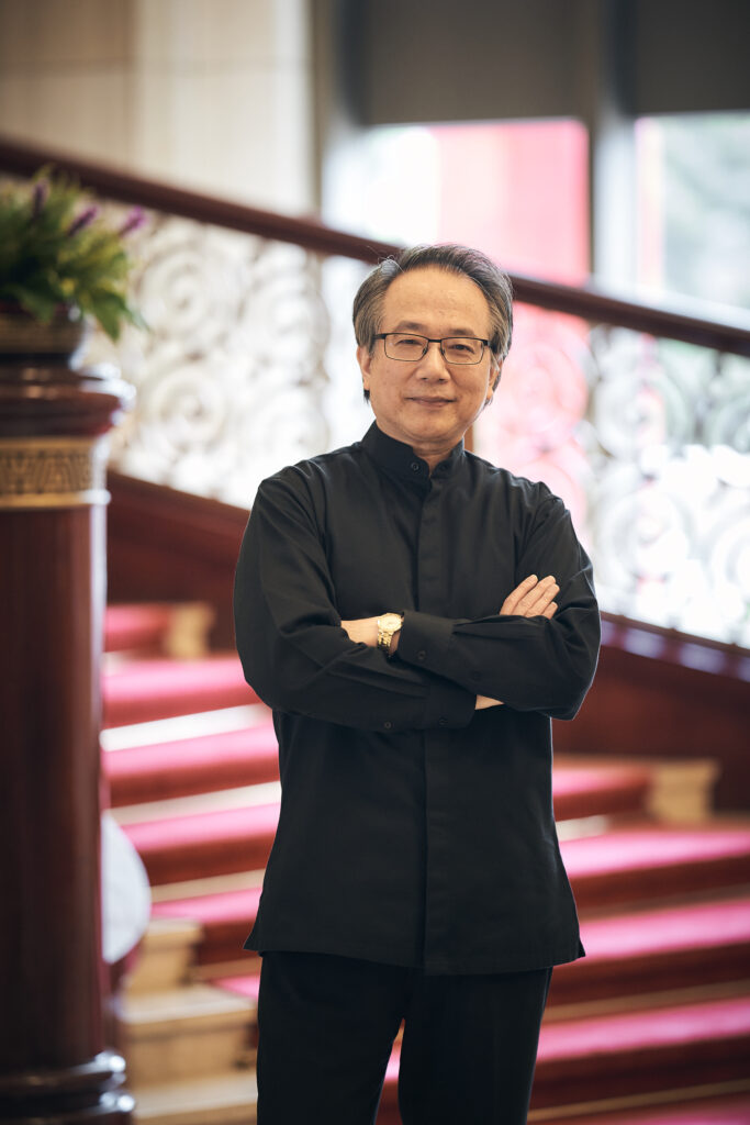 榮譽指揮呂紹嘉，為享譽國際樂壇的旅歐名指揮家。（圖/鄭達敬攝）