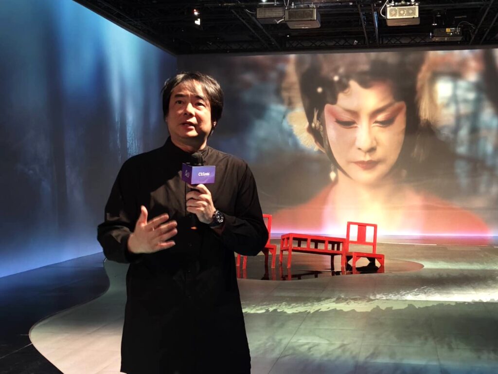 王奕盛現場導覽 。（記者 陳安婷/攝 ）