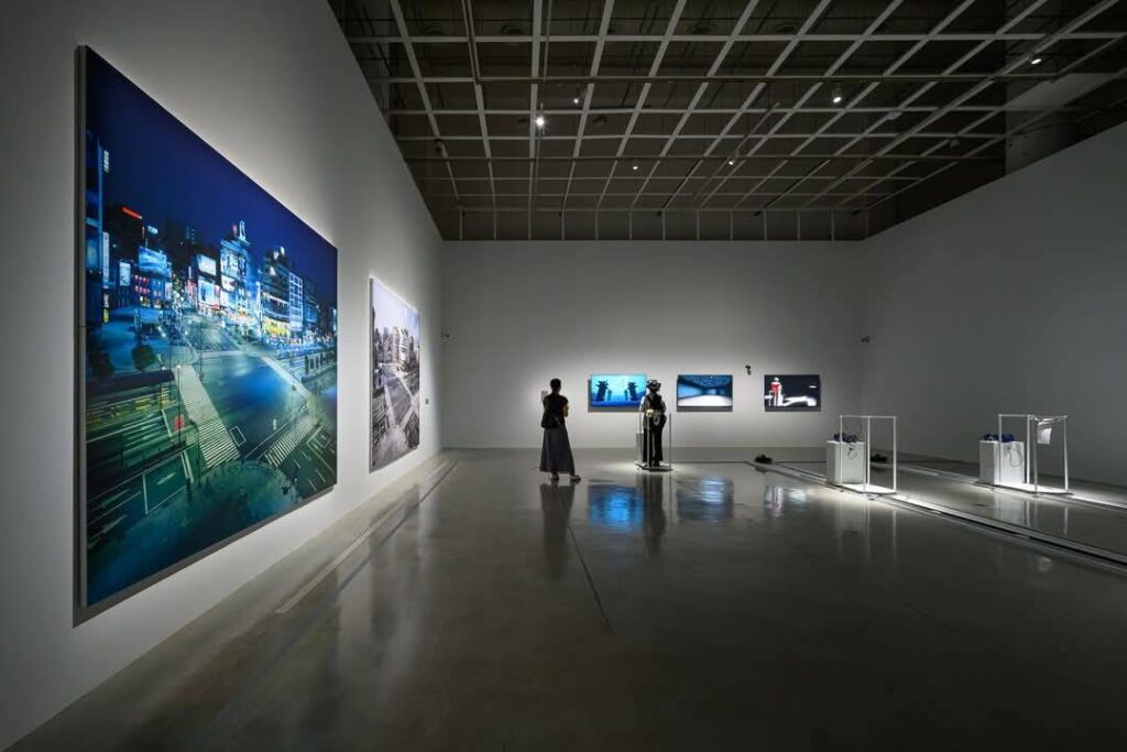 ▲展場一角，呈現光影與視覺感。（圖/文化部 提供）