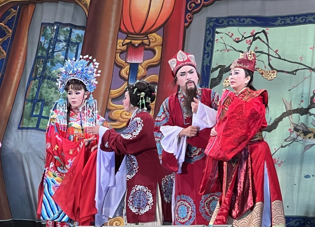 明華園演出,吸引3,000名觀眾到場欣賞。(圖/文化局提供)