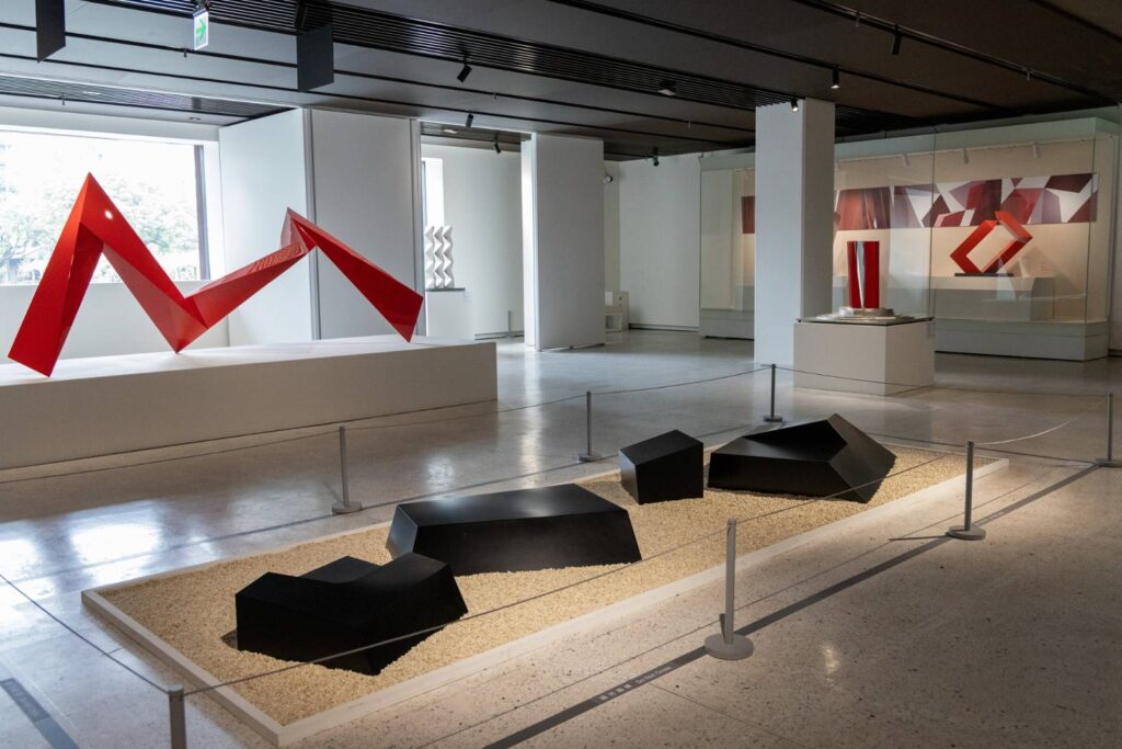▲李再鈐回顧展備受矚目。(圖/史博館 提供)