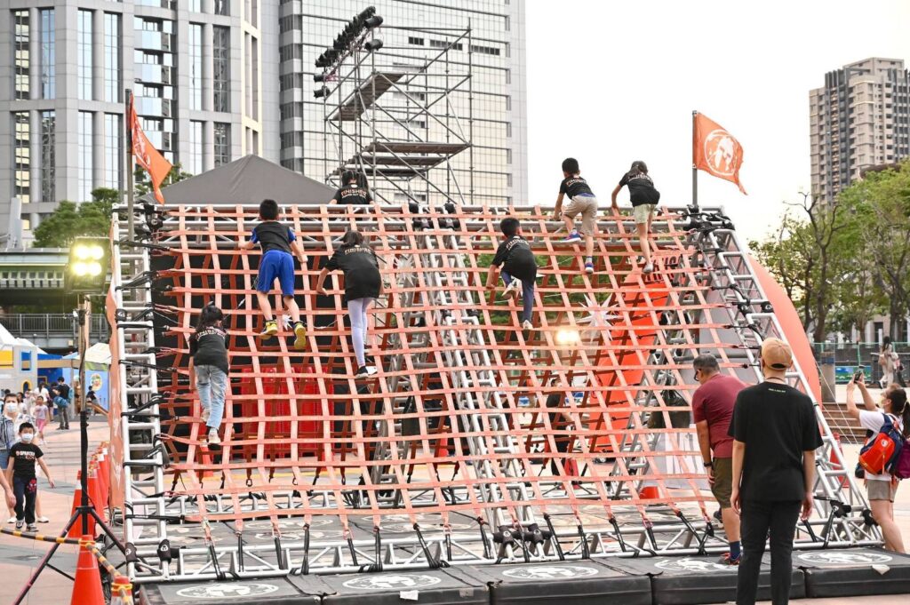 ▲新北市兒童藝術節活動呈現豐沛質量與內容，引起參加者的高度興趣。（圖/新北市文化局 提供）