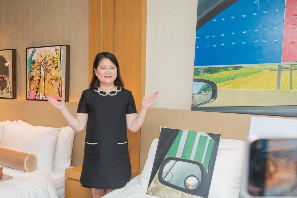 ▲中華民國畫廊協會理事長陳菁螢宣佈臺中藝博會7月初登場,與飯店業者行銷作品模式亦將展開。(圖/畫廊協會 提供)