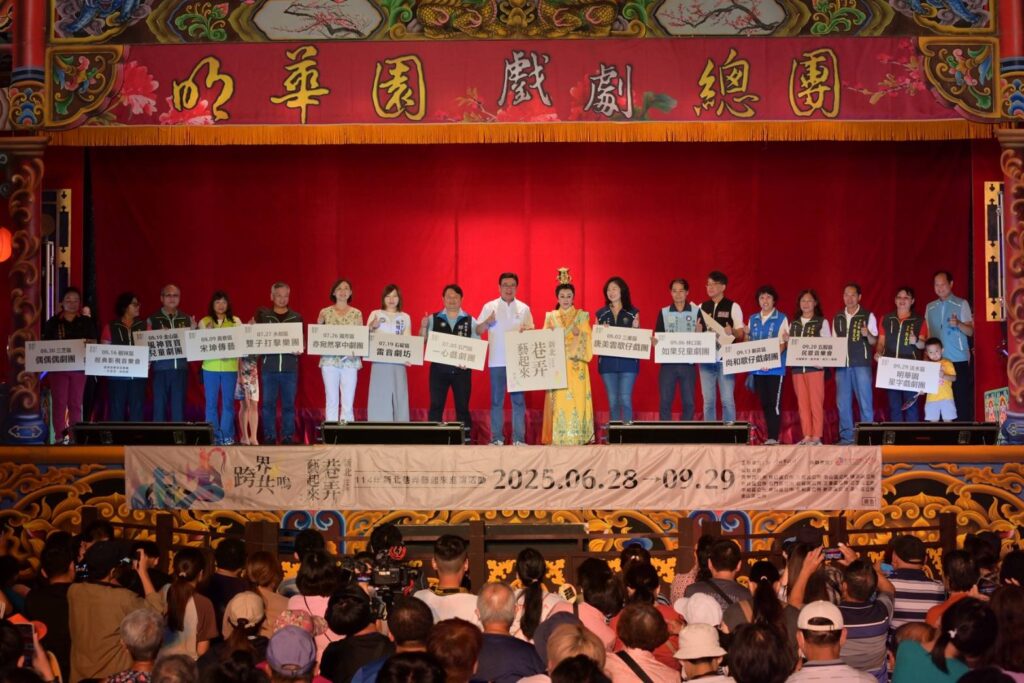 ▲新北市副市長劉和然大力推動與支持新北市巷弄藝起來活動。（圖/新北市文化局 提供）