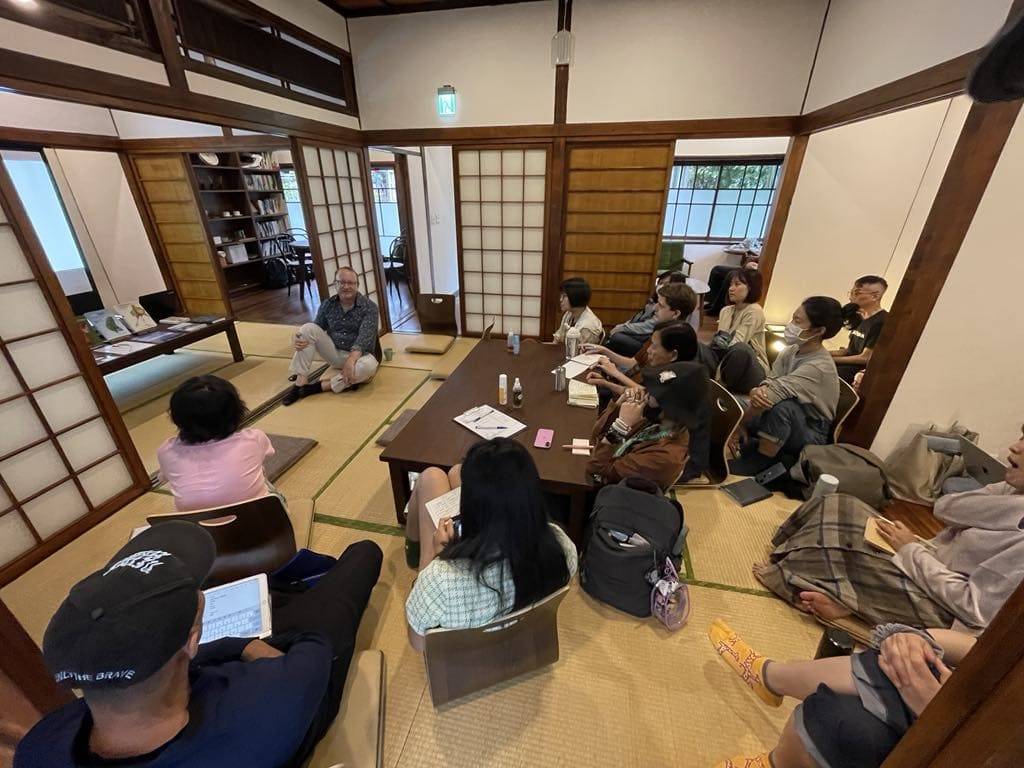 ▲出席活動的文友顯得相當開心。（圖/臺文館 提供）