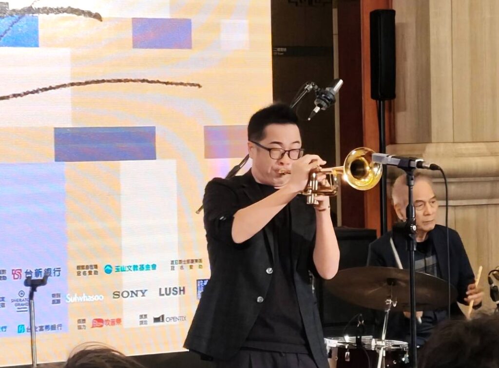 兩廳院夏日爵士節慶樂團，由知名小號演奏家魏廣皓領軍，陣容堅強。（記者 陳安婷/攝）