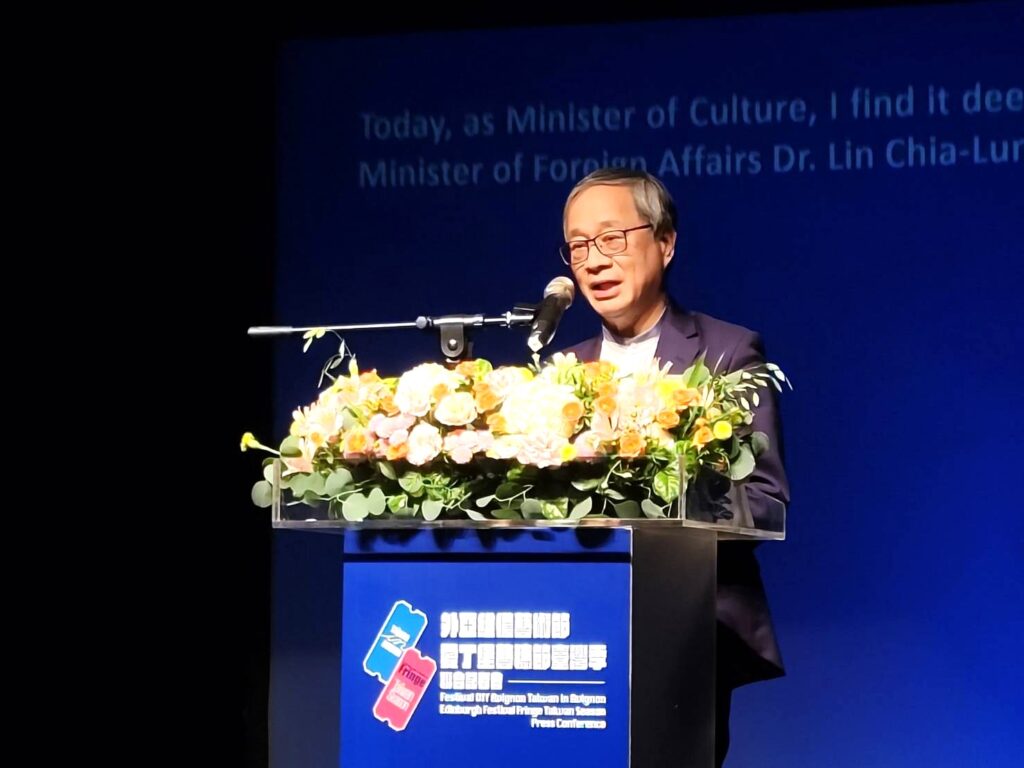 文化部長李遠鼓勵藝術家們是臺灣文化的使者,不僅代表臺灣創作力,也代表我們的價值信念與文化自信。(記者 陳安婷/攝)