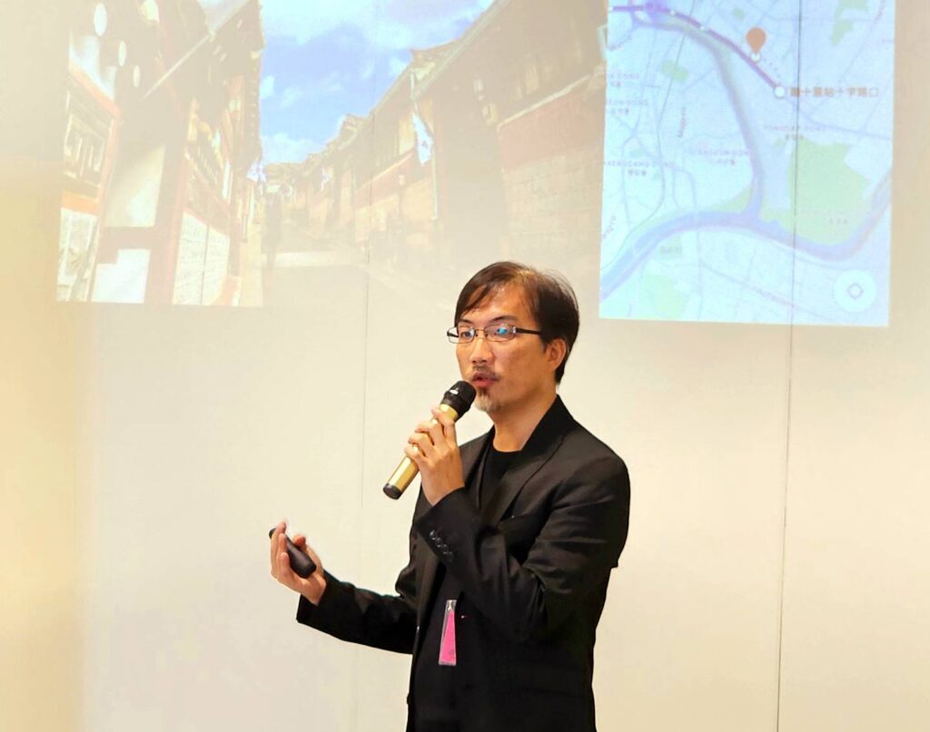 ▲國立中山大學藝術管理與創業研究所助理教授陳宏星，認為疫情後的東亞文物市場值得觀察與關注，臺灣可居中借鏡。（記者 辛澎祥/攝）