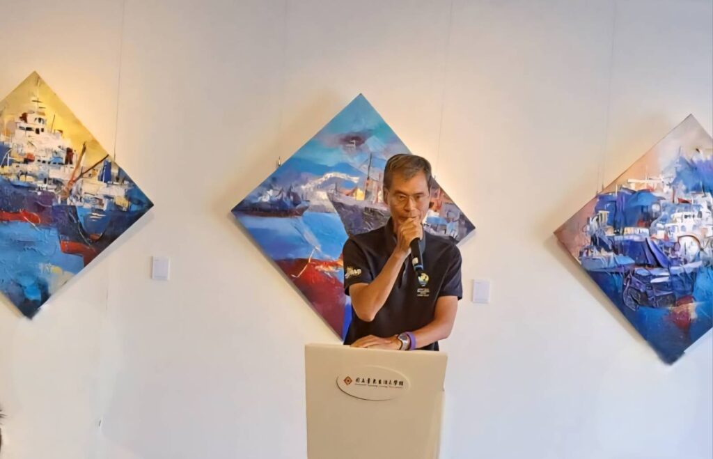 ▲臺東生活美學館前館長江愚,在開幕式上肯定這次展覽的藝術家創作水準,提供給民眾不同的觀賞面貌。(圖/臺東生活美學館 提供)
