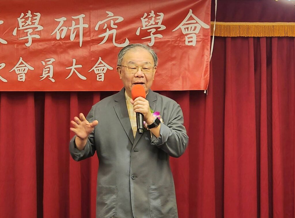 ▲中華民國書學會會長暨淡江大學文錙藝術中心主任張炳煌教授，期勉學會能在既有基礎上傳承書藝，提昇文化價值，展現書法教育向下扎根與推廣新契機。（記者 詹佳綺/攝）