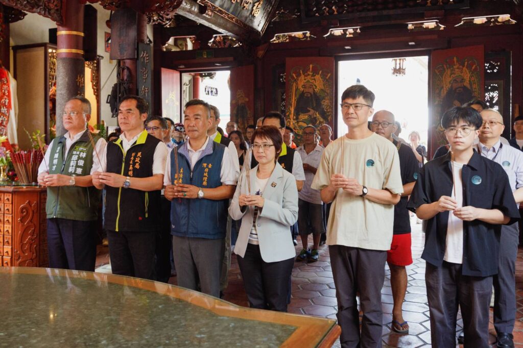 ▲臺文館特別將象徵臺灣文學中的神靈鬼怪降臨展場，並在展前舉行祈福儀式。（圖/臺文館 提供）