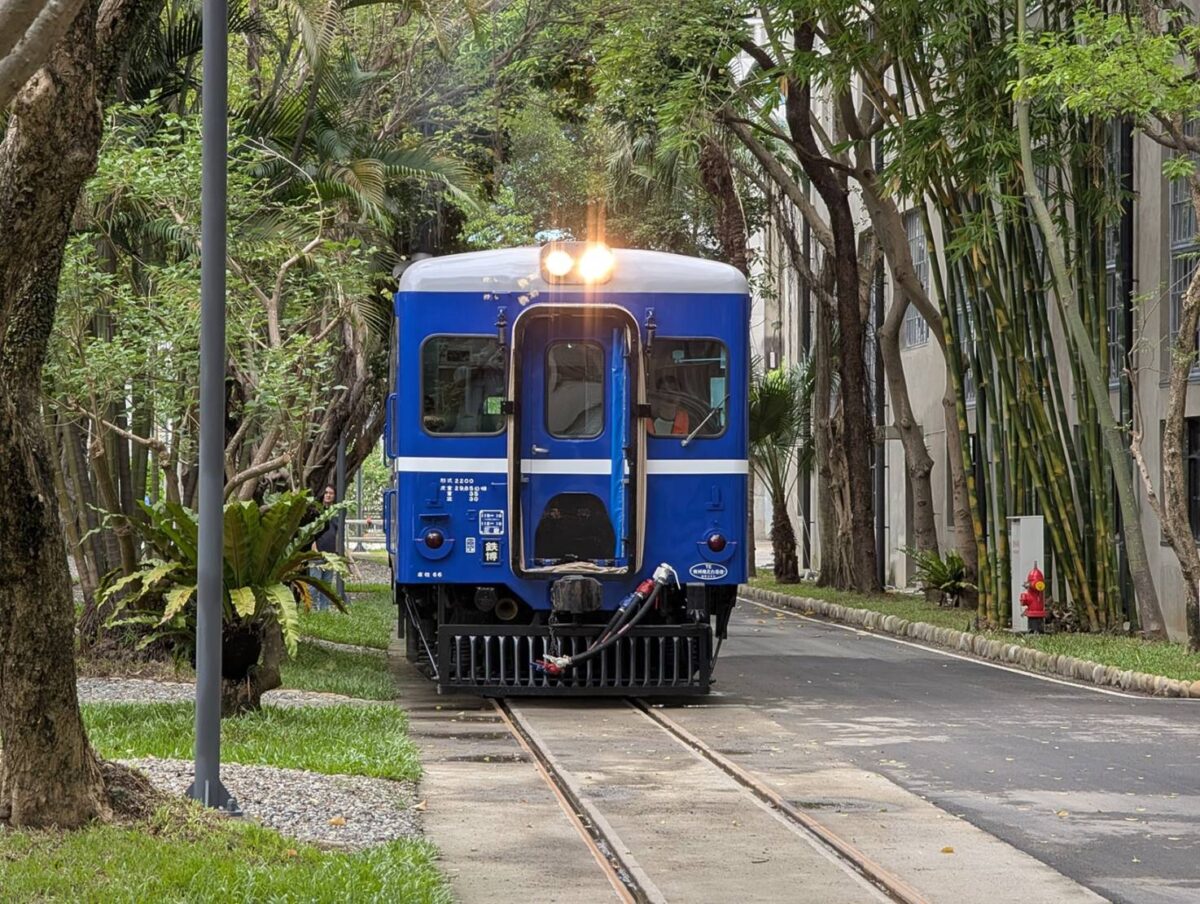 國家鐵道博物館第一階段開放  典藏藍皮柴油客車運轉  再現地表鐵道車輛運行風景