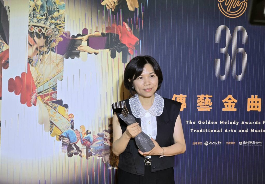 ▲戴君芳導演以唐美雲歌仔戲團的「孟婆客棧:冥星雙飛俠」榮獲最佳導演獎,她並期待能與好的演員及製作團隊合作,呈現更多更好的作品。(記者 辛澎祥/攝)