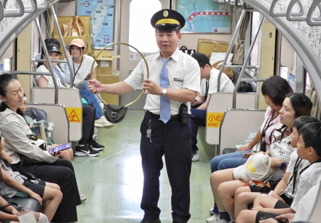 ▲台鐵與微風慈善基金會合辦暑期鐵道文化巡禮活動。（圖/臺鐵公司 提供）