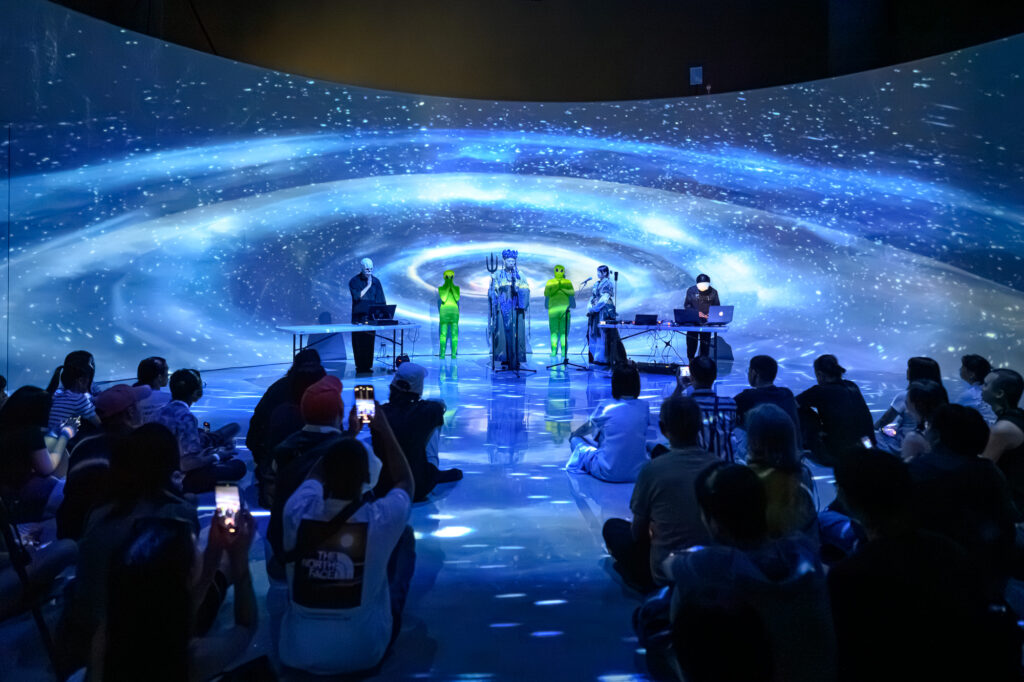 「虛迷山」開幕演出現場。（圖/國立臺灣美術館提供）