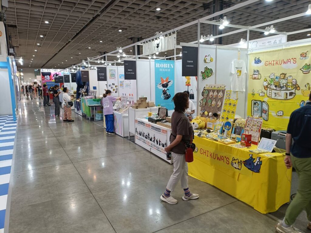 ▲IP品牌商品區帶給觀者不同的視覺感受。(記者 辛澎祥/攝)
