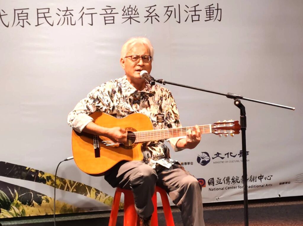本系列活動演唱會歌手達卡鬧演唱《Am到天亮組曲》。(記者 陳安婷/攝)
