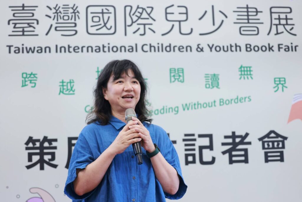 ▲文化部次長李靜慧致詞時表達首屆臺灣國際兒少書展選擇在臺中舉辦，是文化部獻給下一代的新禮物。（圖/文化部 提供）