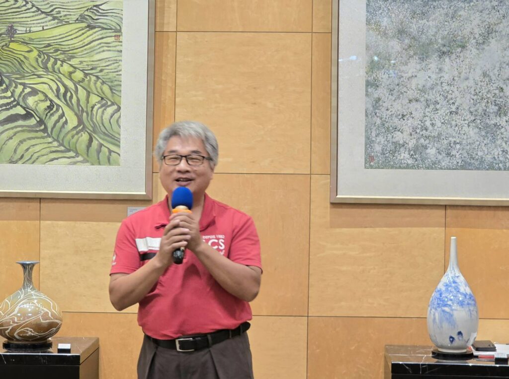 ▲新北市三峽清溪巖祖師廟劉賢益會長，致詞時強調這次石青畫會聯展所呈現作品的藝術性與精緻度感到相當佩服。（記者 辛澎祥/攝）