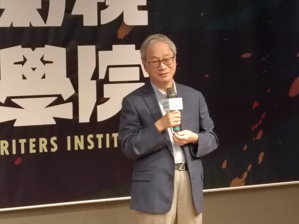 ▲文化部長李遠在台灣編劇學院開課當天述說著對編劇工作的美好回憶。（記者 辛澎祥/攝）