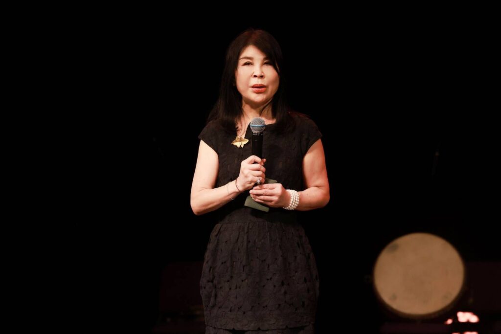 ▲蒙藏文化中心主任高玉珍致詞時表達對即將登場巡演的演出活動,賦予高度的期待。(記者 辛澎祥/攝)