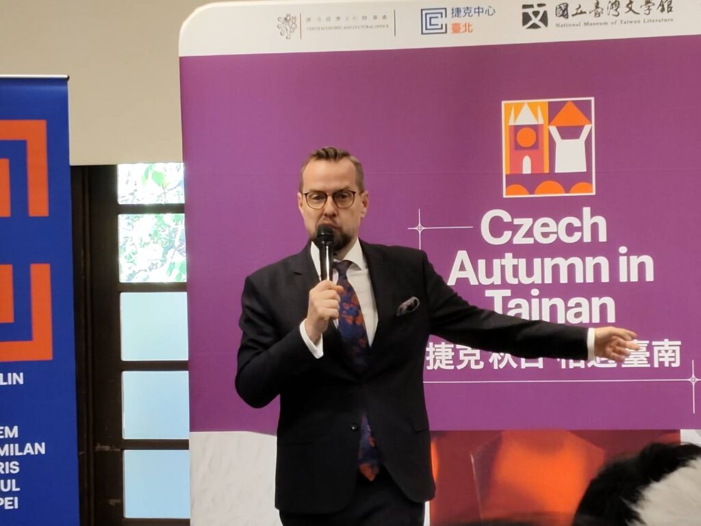捷克經濟文化辦事處代表 David Steinke表示,捷克文化不只布拉格,還要帶到台南。(記者 陳安婷/攝)