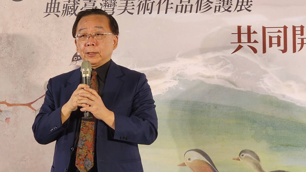 ▲史博館館長洪世佑致詞時表達對雙展的高度期待，並說明展覽內容與特有意義。（記者 辛澎祥/攝）