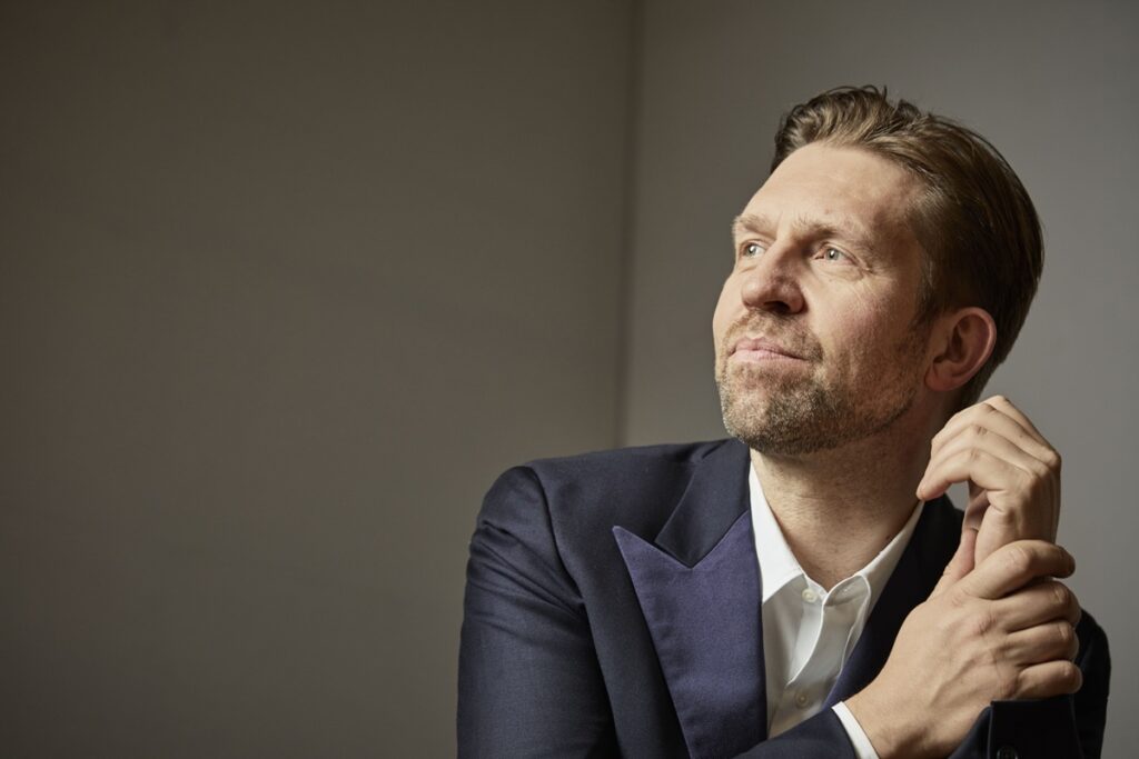 萊夫．奧維．安斯涅，睽違十年再度來臺演出。（圖/國家兩廳院提供 gregor-hohenberg/攝）