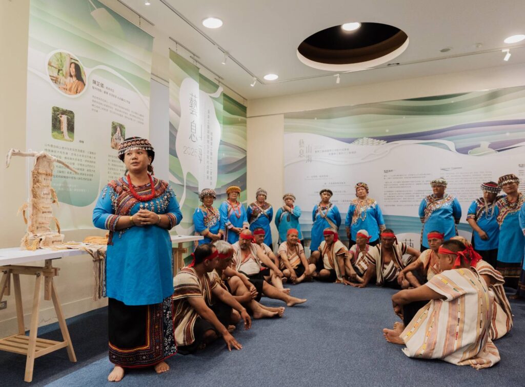▲臺東原住民族系也展現出獨特的展演美學特色,引來現場貴賓的高度關注。(圖/臺東縣政府文化處 提供)