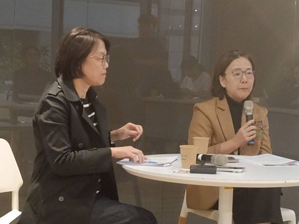 ▲文策院董事長王時思（右）與院長王敏惠說明今年TCCF 年度盛會的4天活動內容與特色。（記者 辛澎祥/攝）