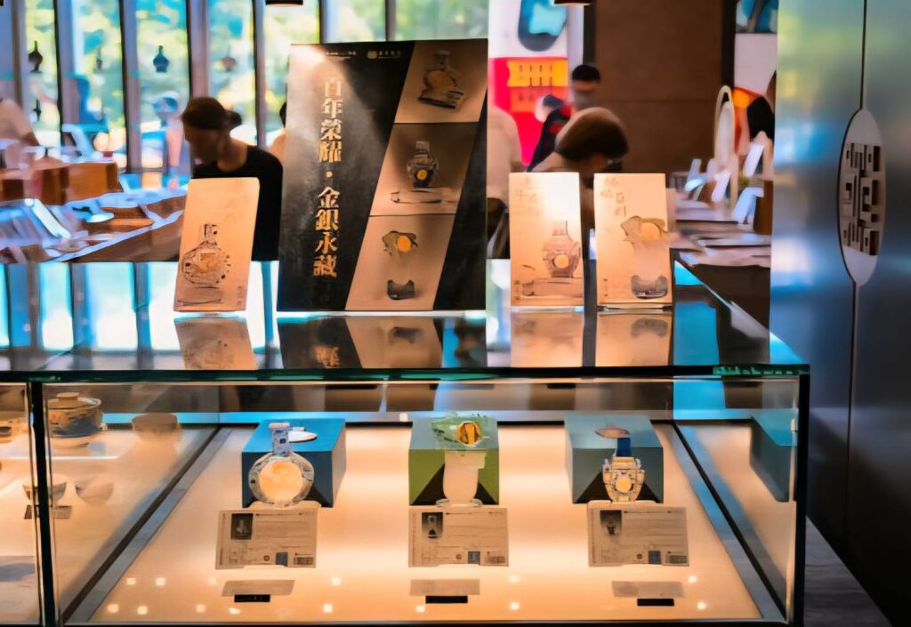 ▲故宮與台銀及中央造幣廠跨界合作推出系列商品，將推出市場讓民眾有機會購藏。（圖/故宮 提供）