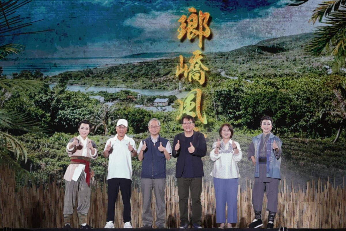 恆春建城150周年  明華園史詩大戲瑯嶠風雲震撼全場  吸引3萬觀眾 場面熱烈