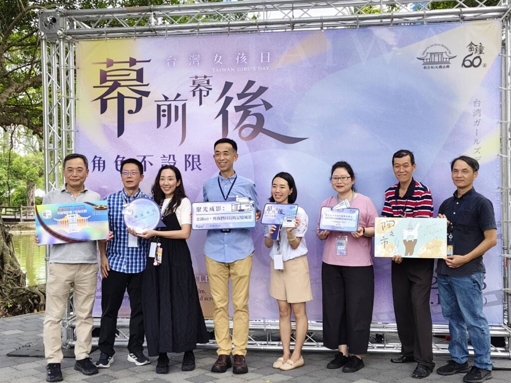國父紀念館館長王蘭生與參與活動的同仁合影。（記者陳安婷/攝）