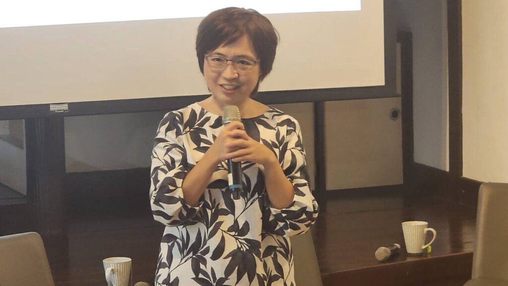 ▲臺文館館長陳瑩芳致詞時說明以文本記事敘說屬於臺灣文學與影視故事的意義。(記者 辛澎祥/攝)