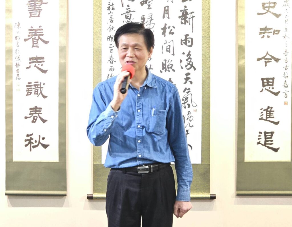 ▲中國書法學會理事長陳銘鏡認為陳泱昭理事會的深廣度人脈所奠基的高度，讓這次國際聯展的活動與展出的作品極具水準與可看性。（記者 詹佳綺/攝）